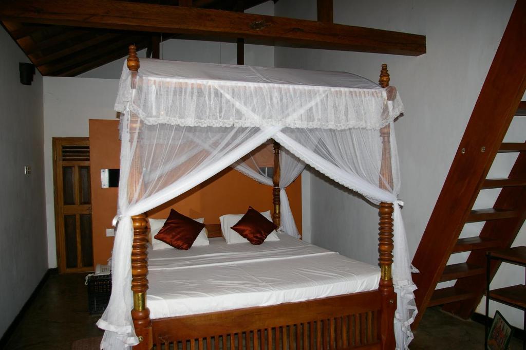 Landa Holiday House Belihuloya Habitación foto